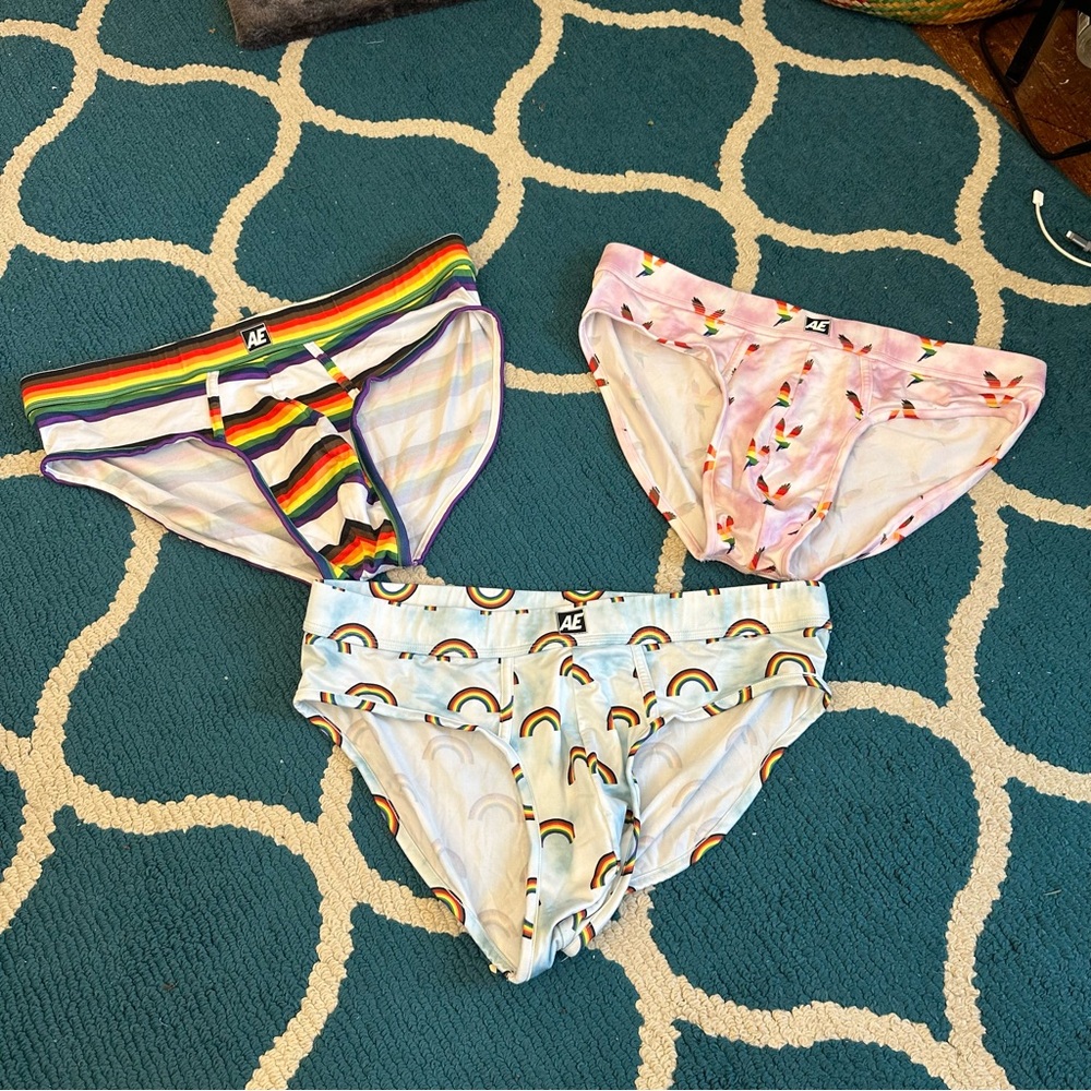 American Eagle Men’s Pride Briefs (set of three)